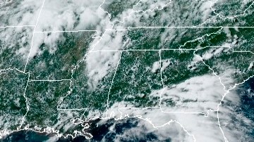 La nueva tormenta tropical Elsa se acerca al Caribe y se fortalecerá el fin de semana