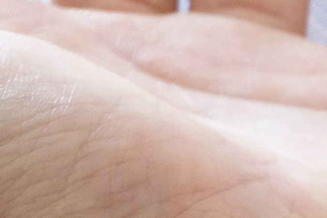 Cómo se vincula el beber de botellas de plástico con la hipertensión arterial