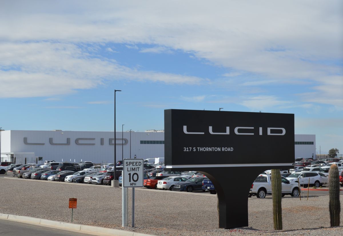 Lucid Motors comenzó a cotizar en Wall Street el día de ayer. 