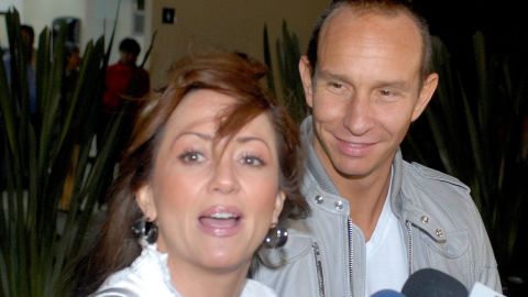 Andrea Legarreta y Erik Rubín | Mezcalent.