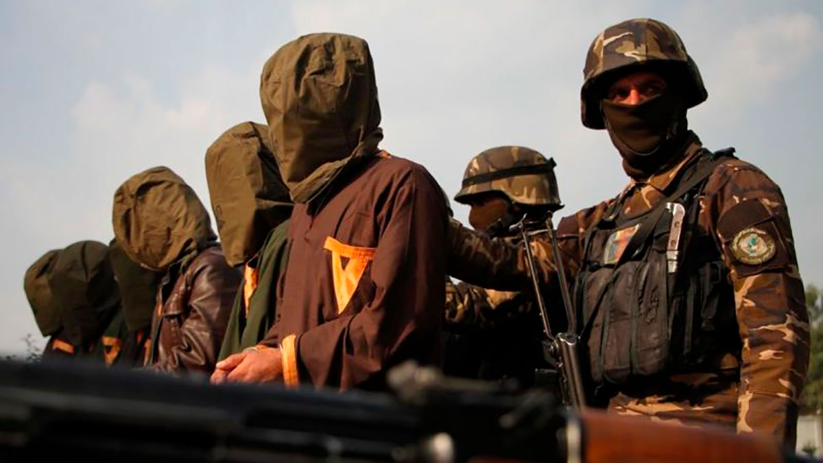 En qué se diferencian al Qaeda, el Talibán y Estado Islámico