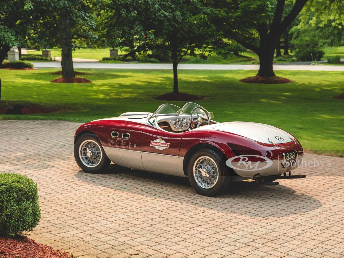 Foto trasera del 1953 Ferrari 166 MM Spider