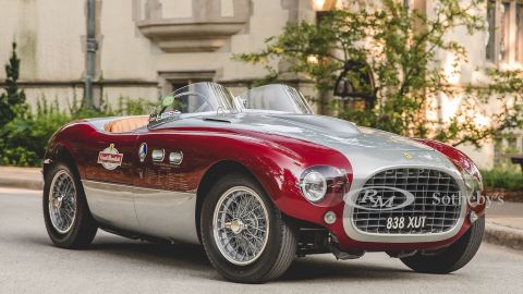 Foto frontal del 1953 Ferrari 166 MM Spider