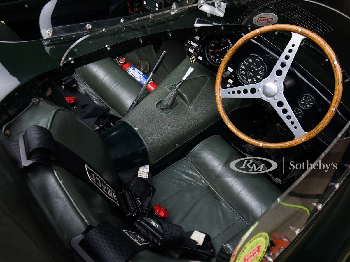 Foto del interior del 1955 Jaguar D-Type