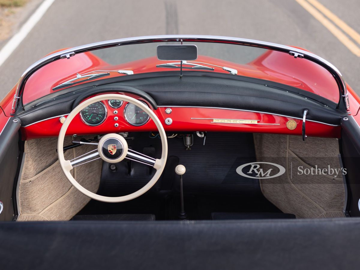 Foto del interior del 1955 Porsche 356 1600 Speedster de Reutter