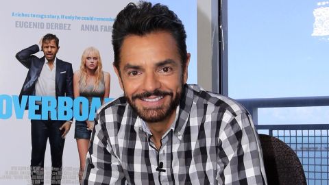 Eugenio Derbez presentando Overboard | Mezcalent.
