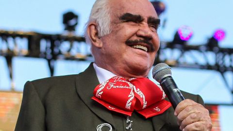 Vicente Fernández.