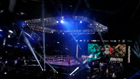 Zacarías tuvo su primer combate fuera de México.