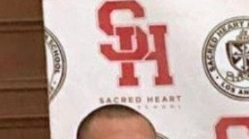 El concejal de Baldwin Park Daniel Damian (c) junto a su hermano Antonio (d), quien falleció de covid-19 en julio. (Suministrada)