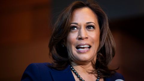 VIDEO: La risa de Kamala Harris le causa otra vez problemas, ahora por Afganistán