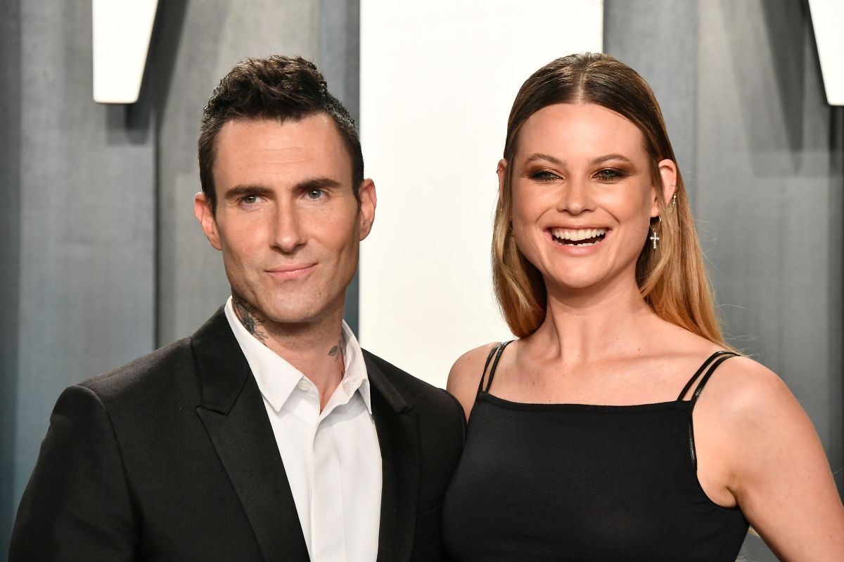 Video: Inside the ‘simple’ mansion of Adam Levine and Behati Prinsloo Video: Inside the ‘simple’ mansion of Adam Levine and Behati Prinsloo