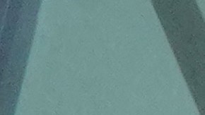 Cierre de restaurantes Chick-fil-A por cansancio de empleados.