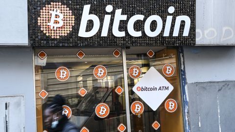 Cajeros electrónicos de Bitcoin una opción para los no bancarizados.