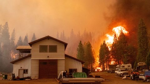 El incendio Dixie devastó a Greenville, en el norte de California.