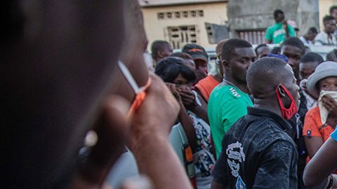 Haití eleva a 1,297 la cifra de muertos por el terremoto de 7.2 grados