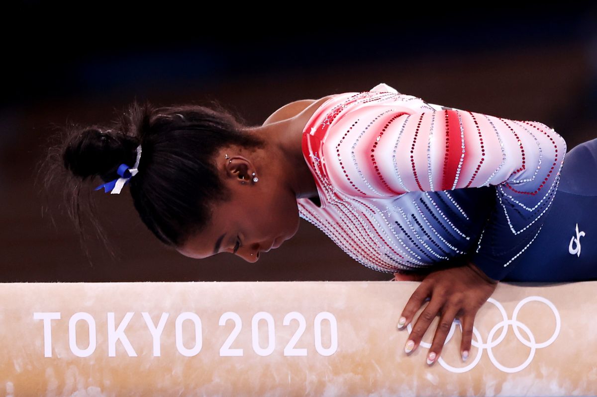Simone Biles: “It is more difficult to be a woman athlete, they pray for your fall”