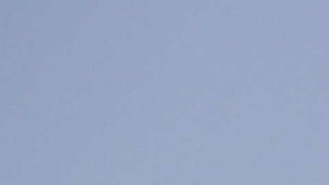 Las banderas de EE.UU. están a media asta por los soldados muertos en Kabul.