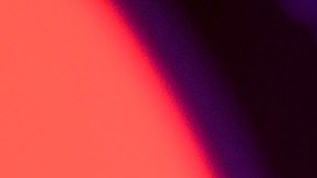 Justin Bieber se roba las miradas al posar como nunca en elegante traje