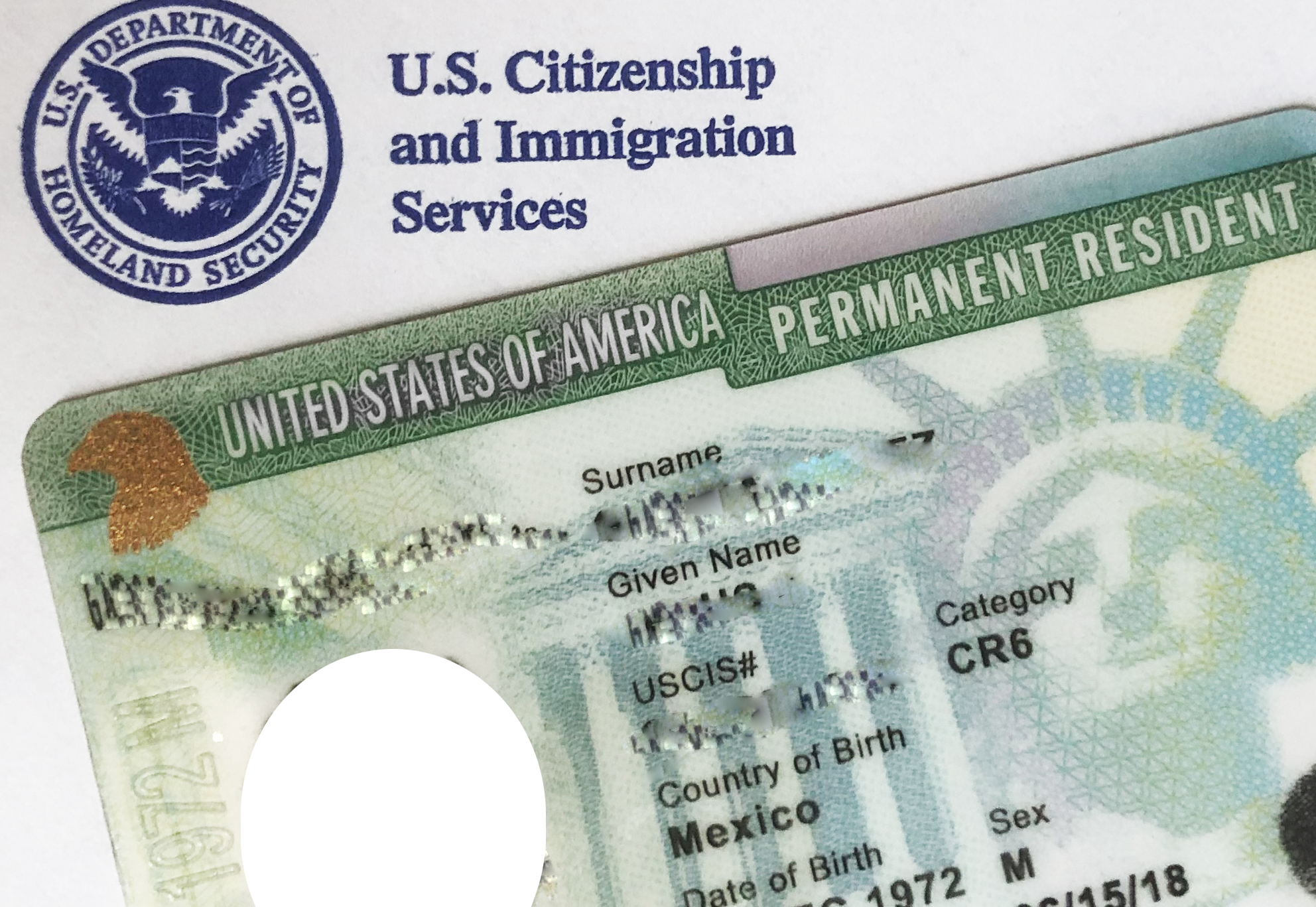 Cuánto Cuesta La Green Card Para Residentes Y Extranjeros En 2023 - La ...