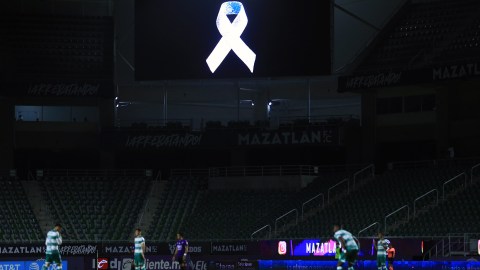 Luto fútbol mexicano