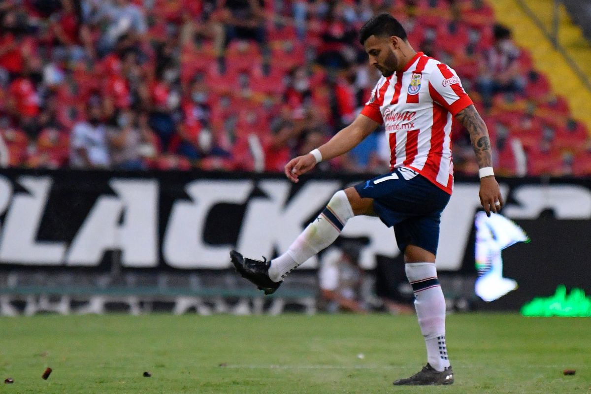 Chivas de Guadalajara closed the doors to Alexis Vega: the Mexican team rejected a millionaire offer from Porto Chivas de Guadalajara closed the doors to Alexis Vega: the Mexican team rejected a millionaire offer from Porto