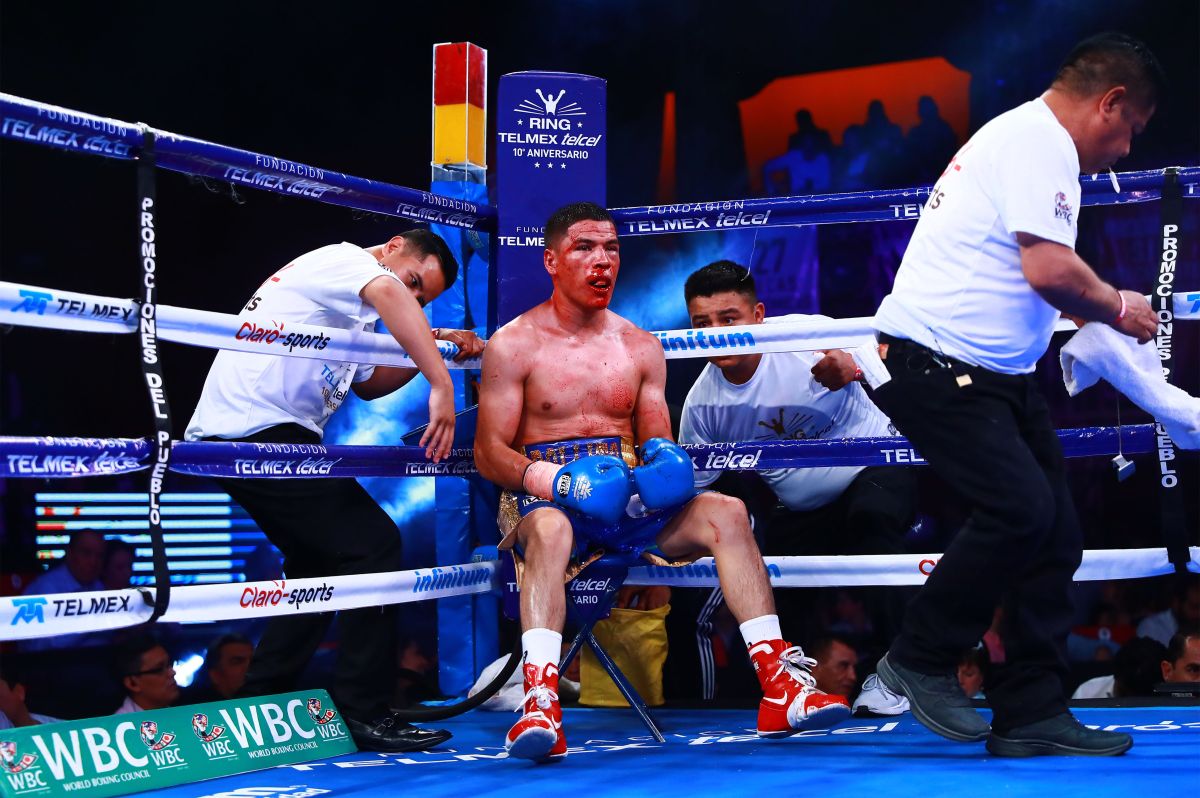 Mexican boxer Julio Ceja suffered the most impressive knockout of the year and ended up in hospital