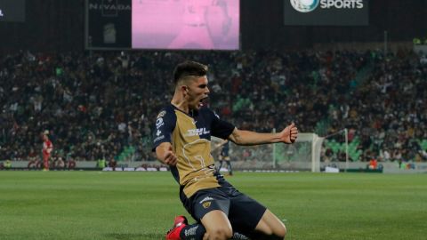 El central jugó 49 partidos en Pumas, marcó dos goles y asistió una vez.