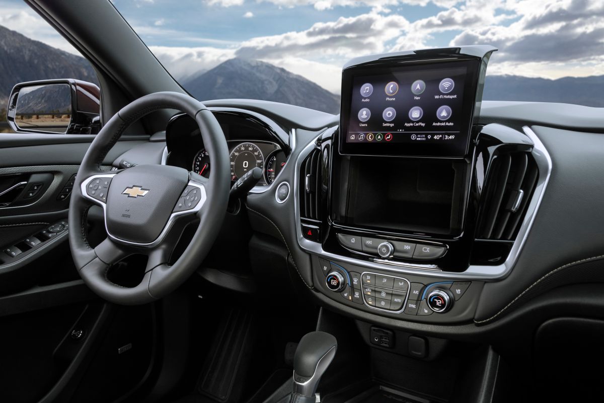 Foto del interior del Traverse 2022 de Chevrolet
