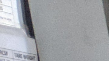 Companía de reciclaje encuentra problemas para encontrar empleadas. (Jacqueline García/La Opinión)