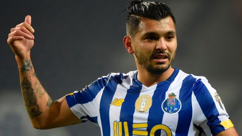 Tecatito Corona al Sevilla