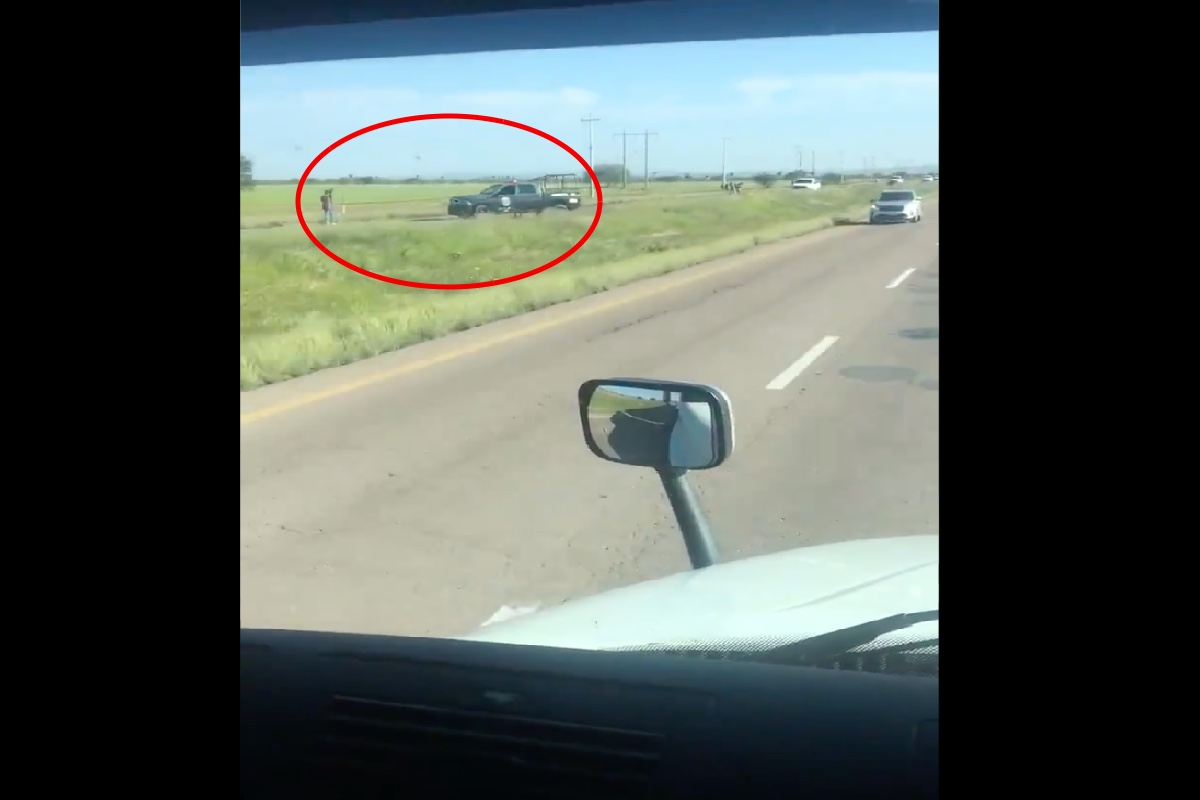 VIDEO: El Mayo Zambada and El Mencho leave another 5 little gifts thrown away VIDEO: El Mayo Zambada and El Mencho leave another 5 little gifts thrown away