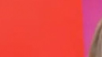 Javier Ceriani y Elisa Beristain en el set de 'Chisme No Like'.