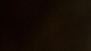 Foto de un hombre conduciendo un auto