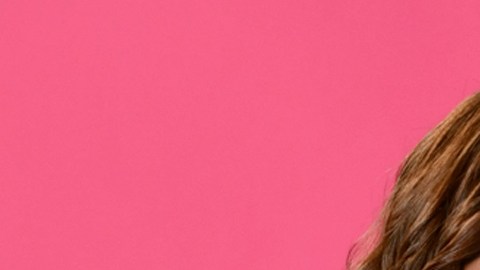 Karina Banda y Rafael Araneda son los presentadores de 'Enamorándonos'