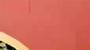 Héctor Sandarti hace un tour por 'La Casa de los Famosos'