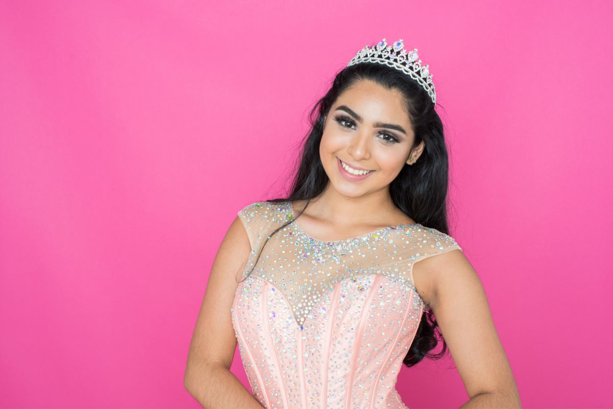 melocotón Tarjeta postal cavar 5 vestidos de quinceañera que consigues en Amazon por menos de $150 - La  Opinión