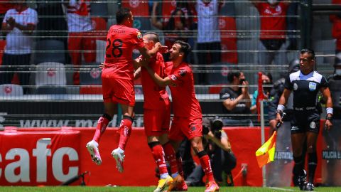 Toluca busca mantener su paso perfecto.