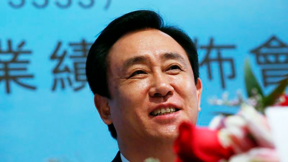 Who is Xu Jiayin and how he led his Evergrande company to $ 300 billion in debt