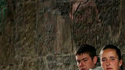 Según los expertos, la pobreza, los traumas y la desigualdad son algunos de los factores que convirtieron a Escocia en la capital europea de las muertes por sobredosis.
