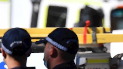 AJ fue rescatado por las autoridades australianas luego de perderse en un bosque desde el viernes.