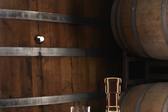 La cerveza está pensada para ser tomada a sorbos y saborearla en ocasiones importantes. Foto: Samuel Adams.