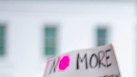 Miles de activistas presionan al Congreso para aprobar el camino a la ciudadanía para millones de indocumentados.