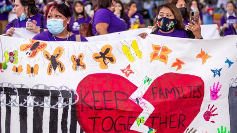 Miles de inmigrantes marcharon en Washington, D.C.