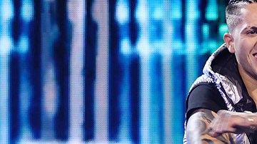 Juan De Dios Pantoja y Kimberly Loaiza