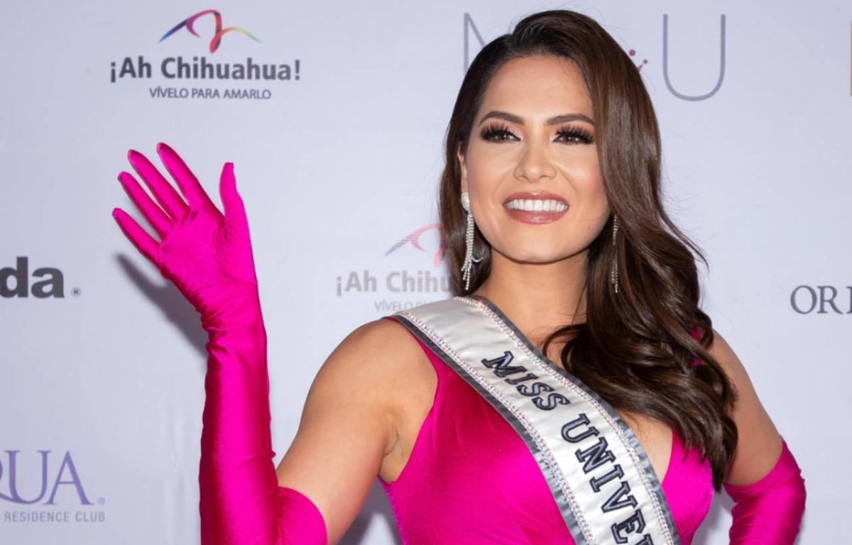Andrea Meza, current Miss Universe, is the target of cruel criticism for the appearance of her feet