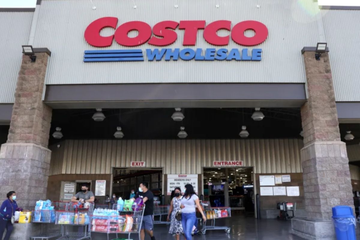 Con gran entusiasmo Costco anunció la apertura de 25 nuevas tiendas. 