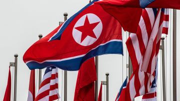 Corea del Norte Estados Unidos banderas