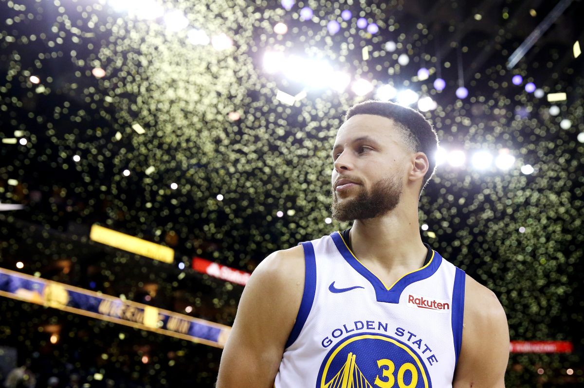 NBA’s Steph Curry Signs Deal With Cryptocurrency Platform FTX After Asking For Advice On Twitter