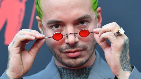 J Balvin responde a las críticas