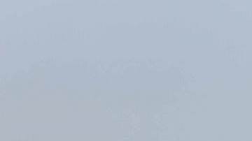 En esta foto de archivo se ve el portaviones USS Abraham Lincoln y un helicóptero MH-60S similar al del accidente.